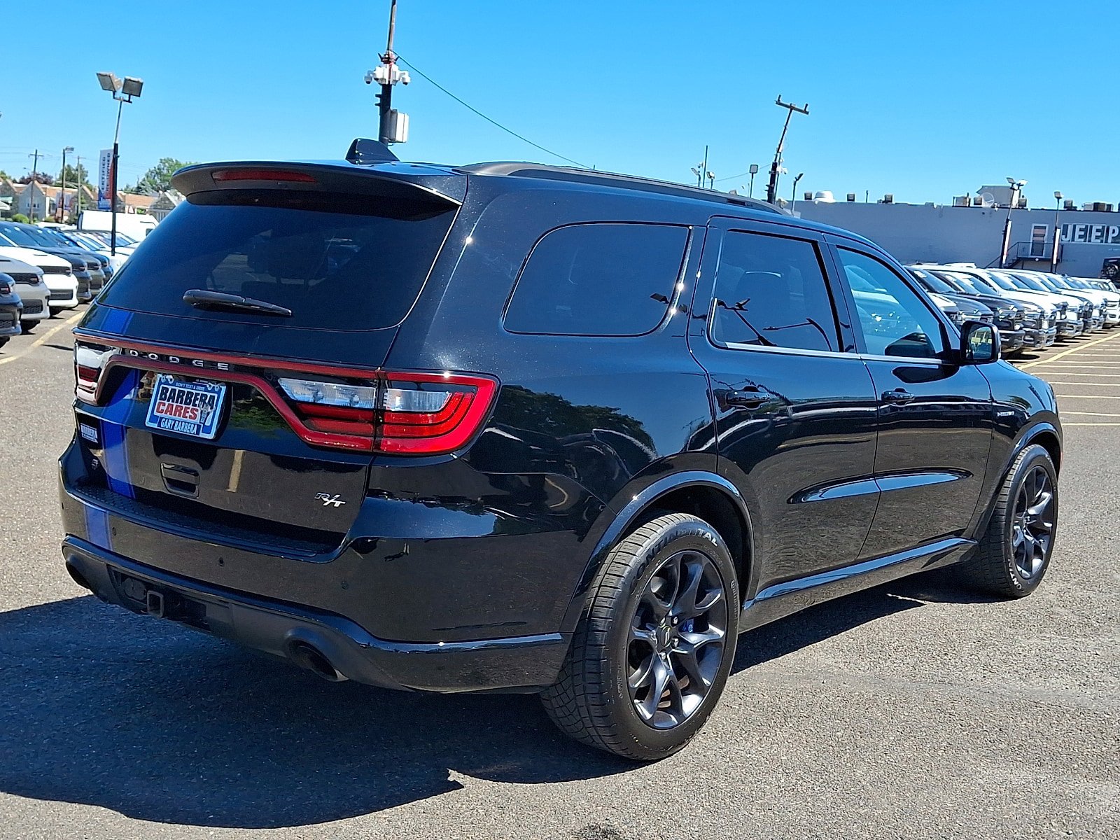 Used 2022 Dodge Durango R/T w/ Tow 'N Go Package AWD/4WD image 6