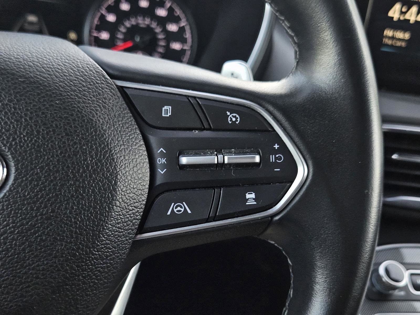 Used 2023 Hyundai Santa Fe SEL image 17