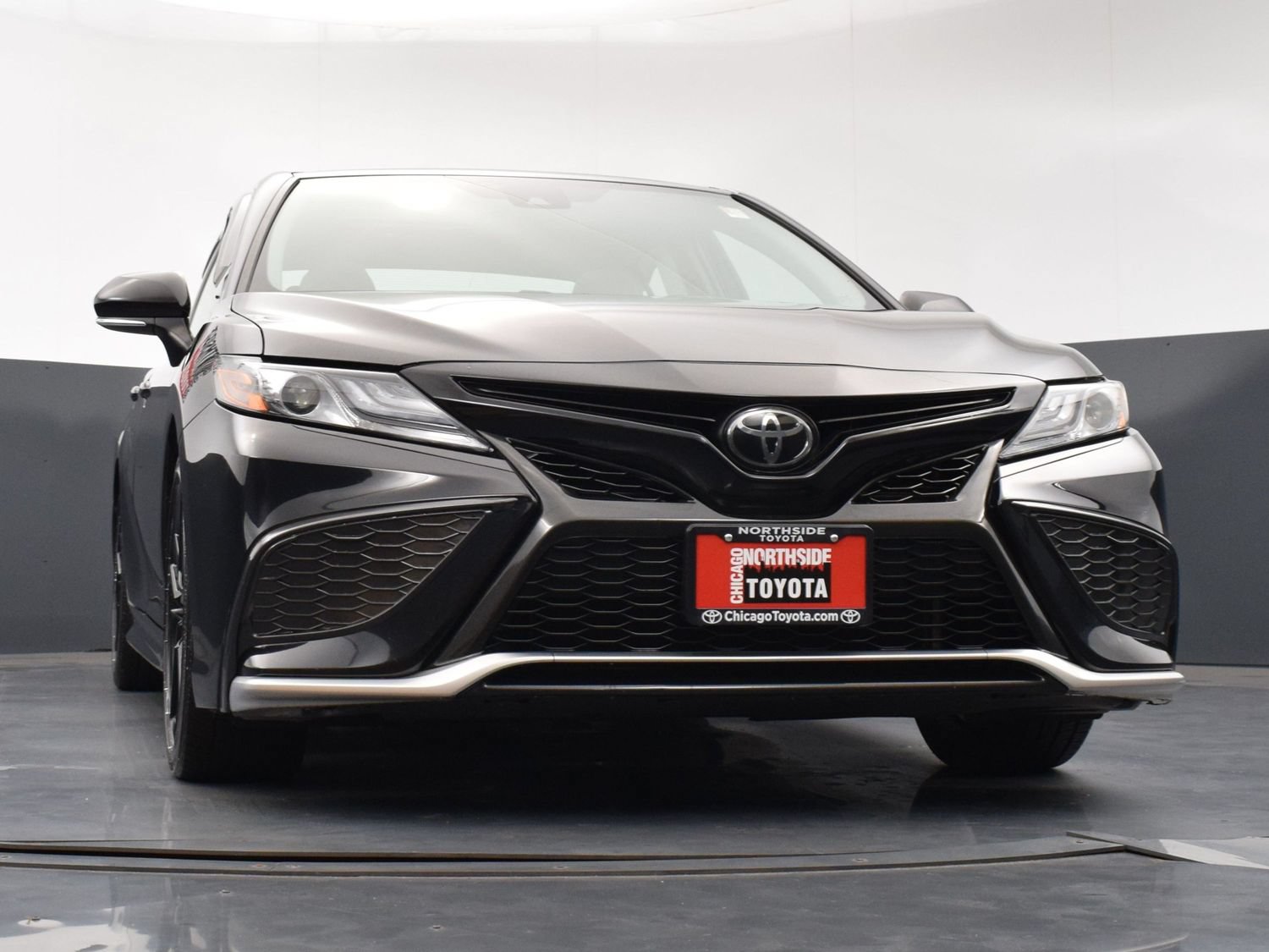 Used 2022 Toyota Camry XSE FWD image 32