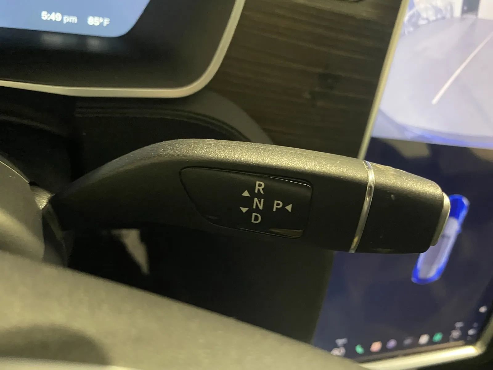 Used 2016 Tesla Model S AWD image 18