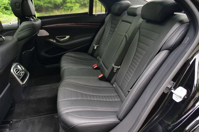 Used 2015 Mercedes-Benz S 550 4MATIC Sedan image 33