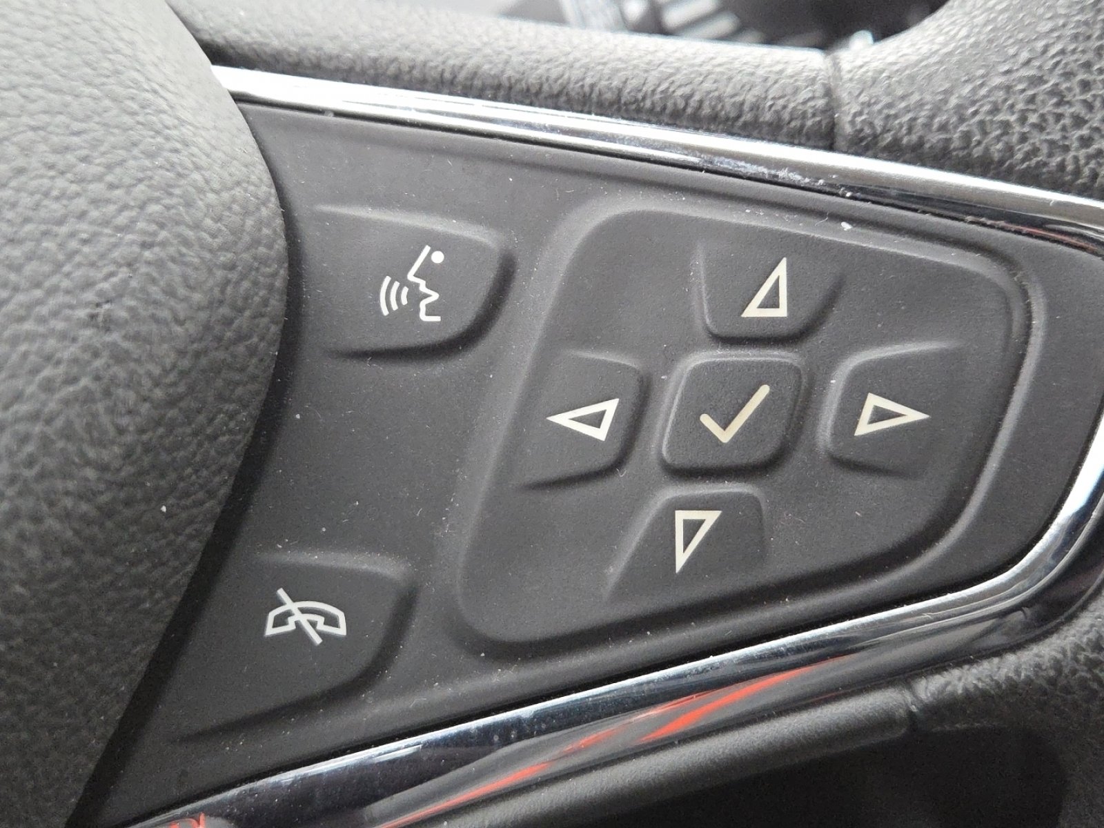 Used 2016 Chevrolet Cruze LT w/ Convenience Package image 31