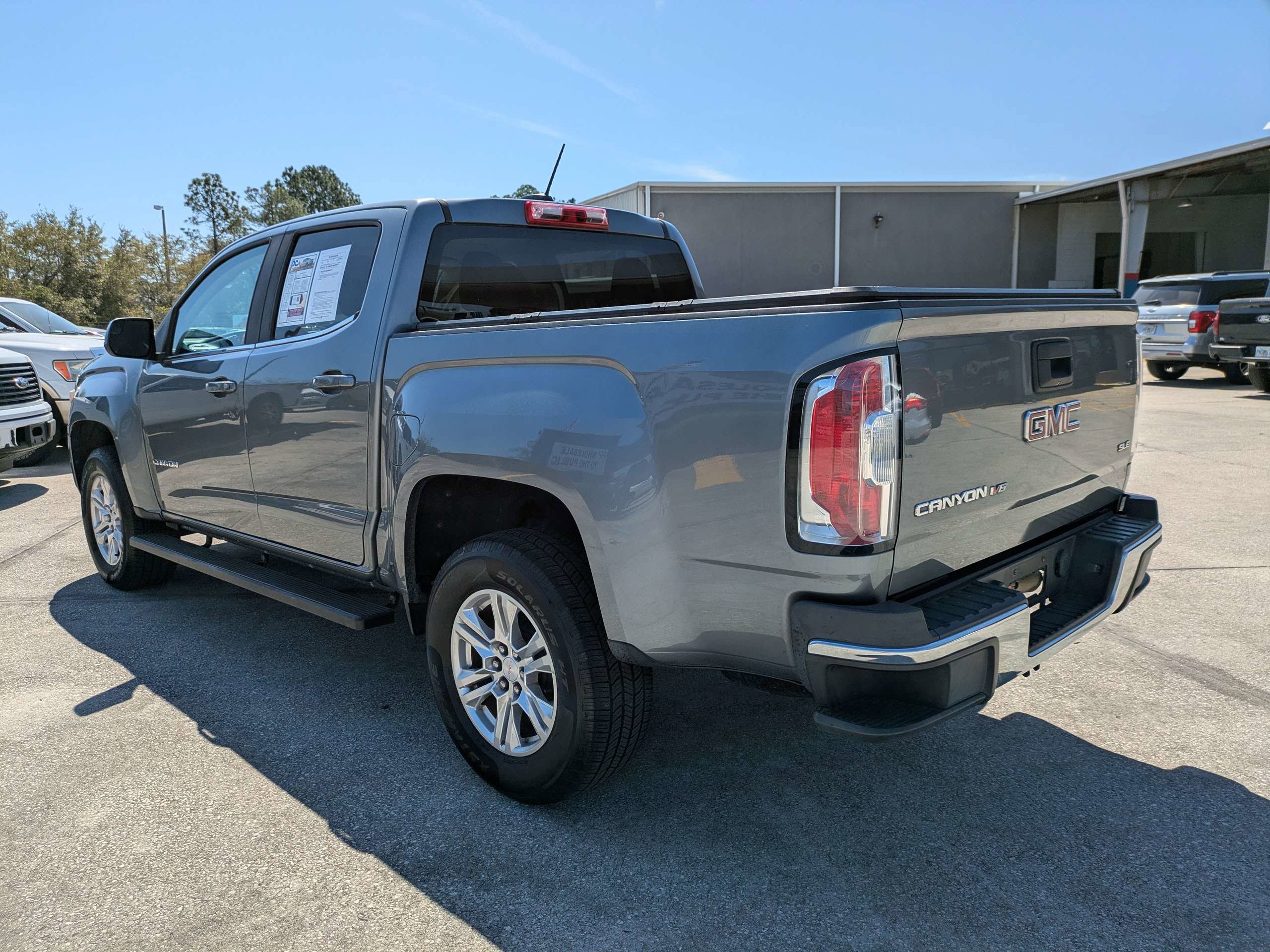 Used 2019 GMC Canyon SLE image 6