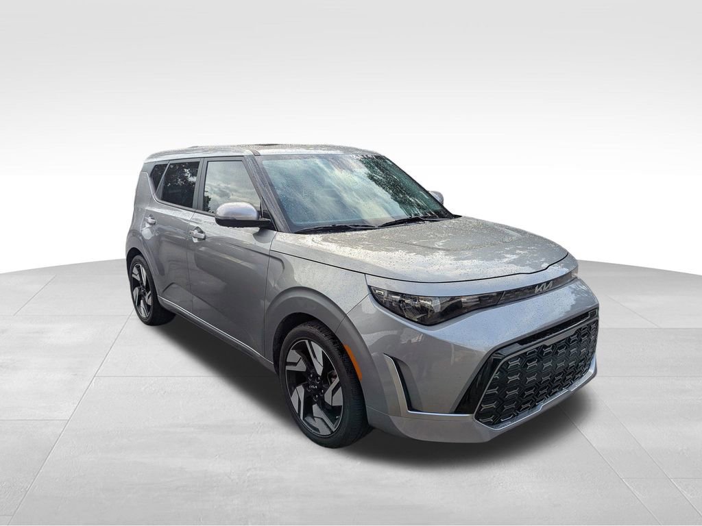 Certified 2025 Kia Soul GT-Line image 6
