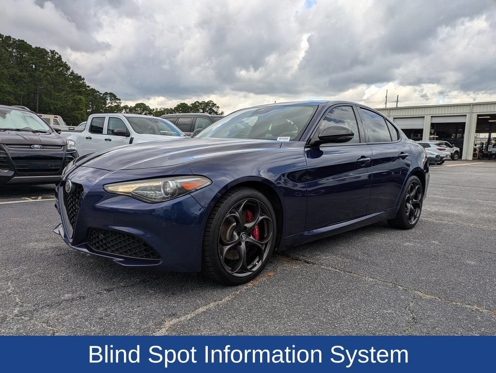 Used 2019 Alfa Romeo Giulia AWD image 8