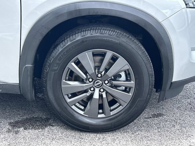 Used 2022 Nissan Pathfinder S AWD/4WD image 9