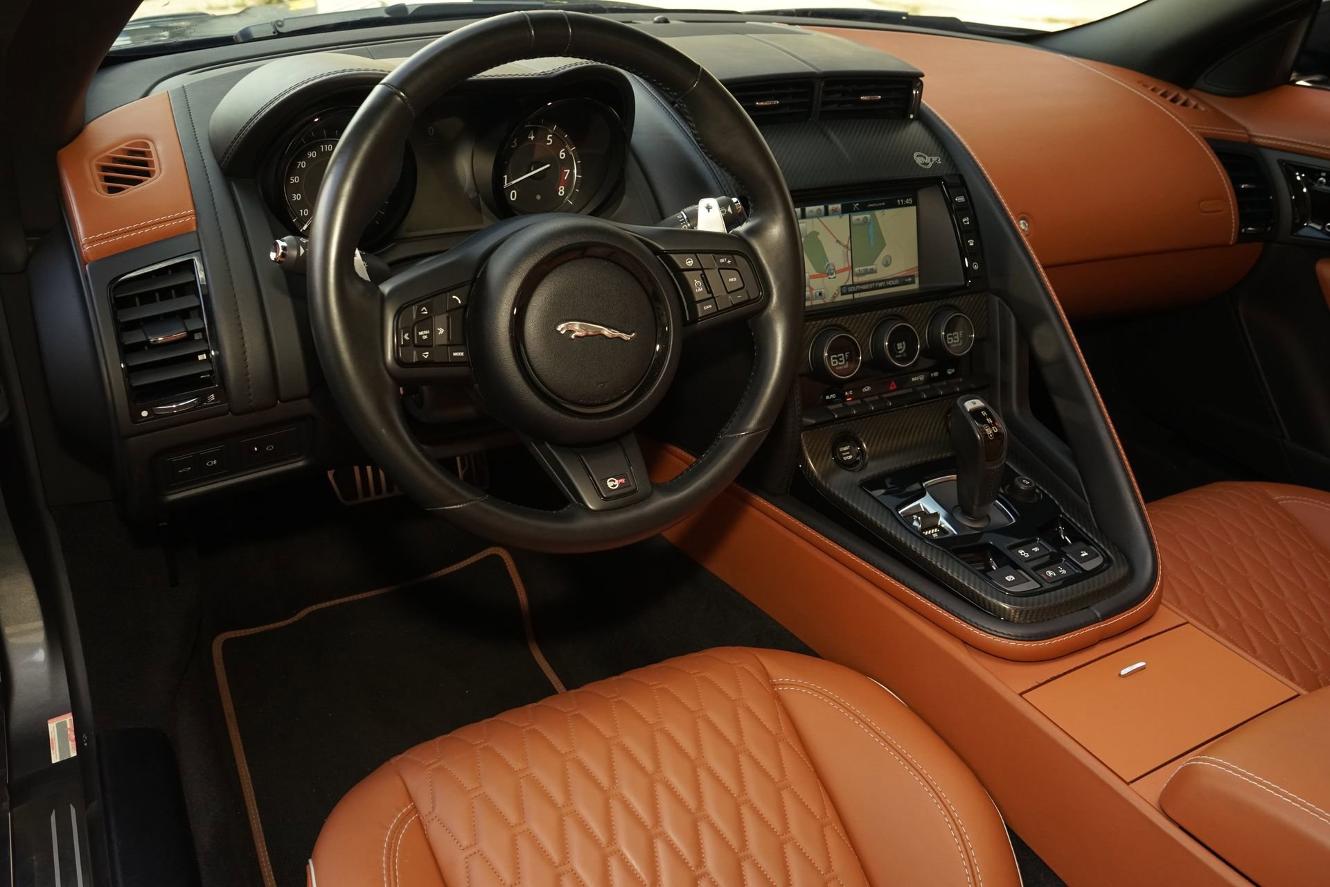 Used 2017 Jaguar F-TYPE SVR AWD/4WD image 16