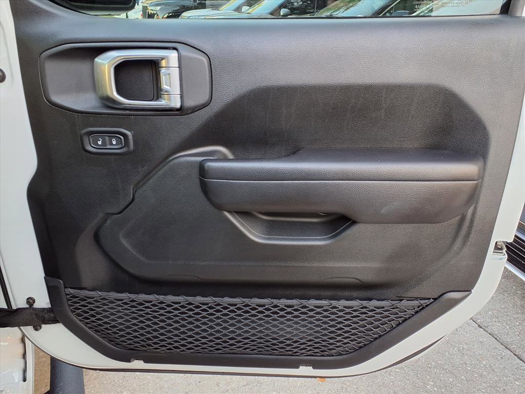 Used 2020 Jeep Gladiator Sport w/ Quick Order Package 24S image 11