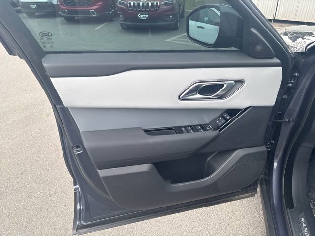 Used 2025 Land Rover Range Rover Velar S image 13