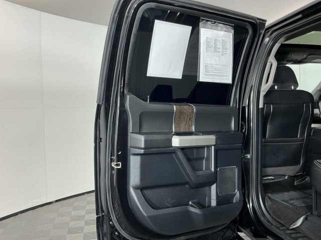 Used 2020 Ford F350 Lariat AWD/4WD image 29
