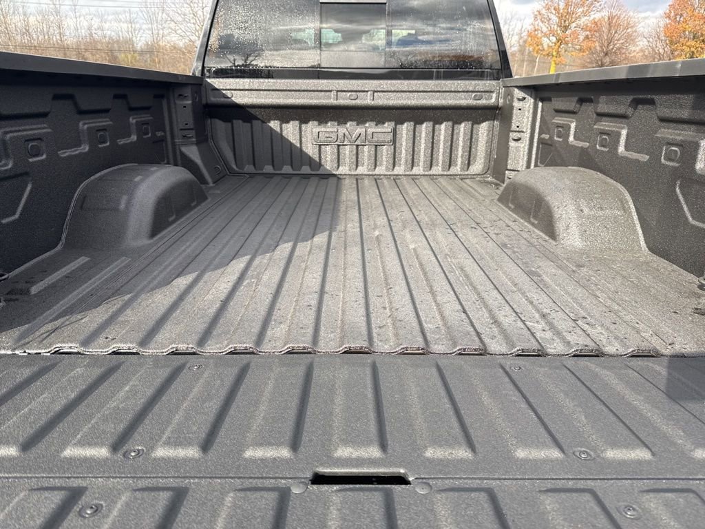New 2026 GMC Sierra 3500 Denali w/ Denali Reserve Package image 14