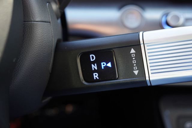 Used 2024 Hyundai Kona Limited image 32