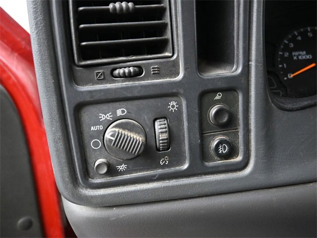 Used 2006 Chevrolet Silverado 1500 LT w/ Light Duty Power Package image 13