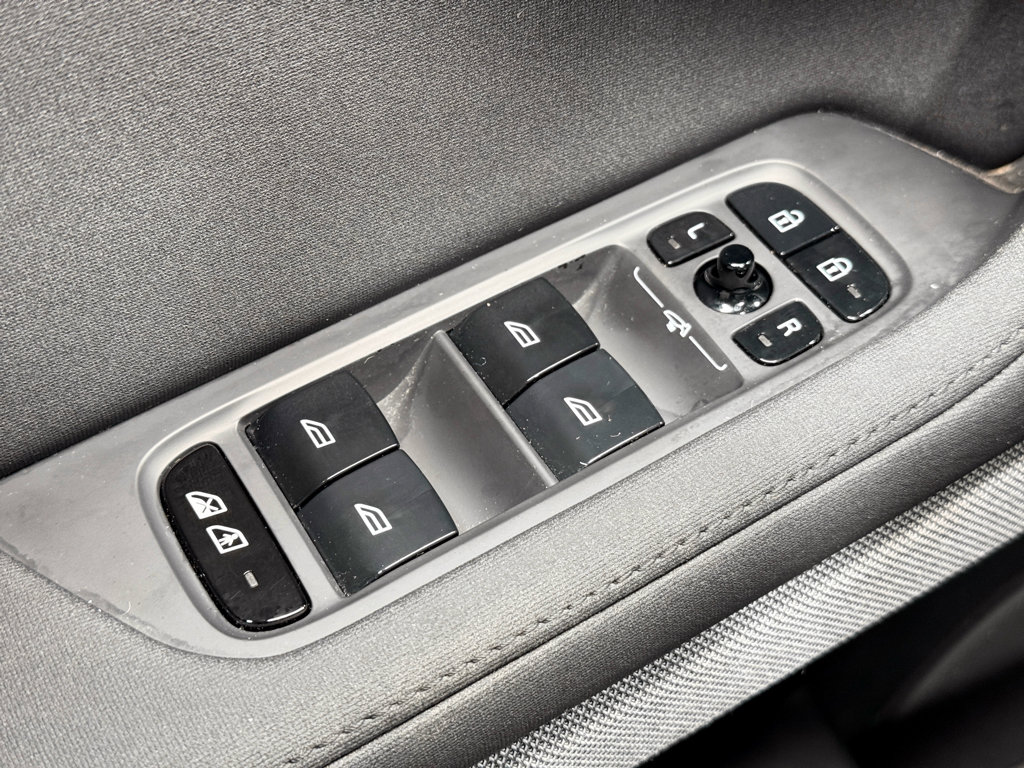 Used 2021 Polestar Polestar 2 AWD/4WD image 7