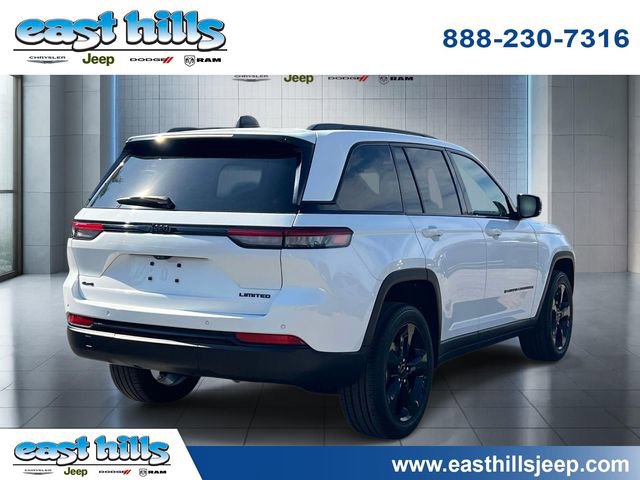 Used 2023 Jeep Grand Cherokee Limited w/ Black Appearance Package image 7
