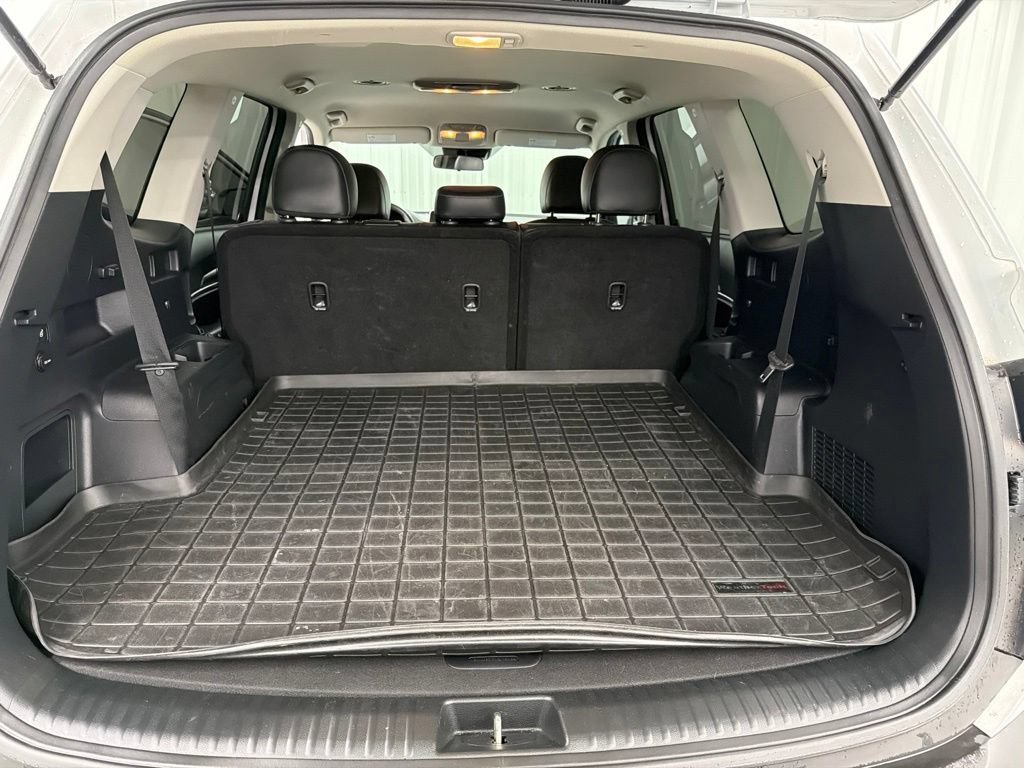 Used 2022 Kia Telluride LX FWD image 8