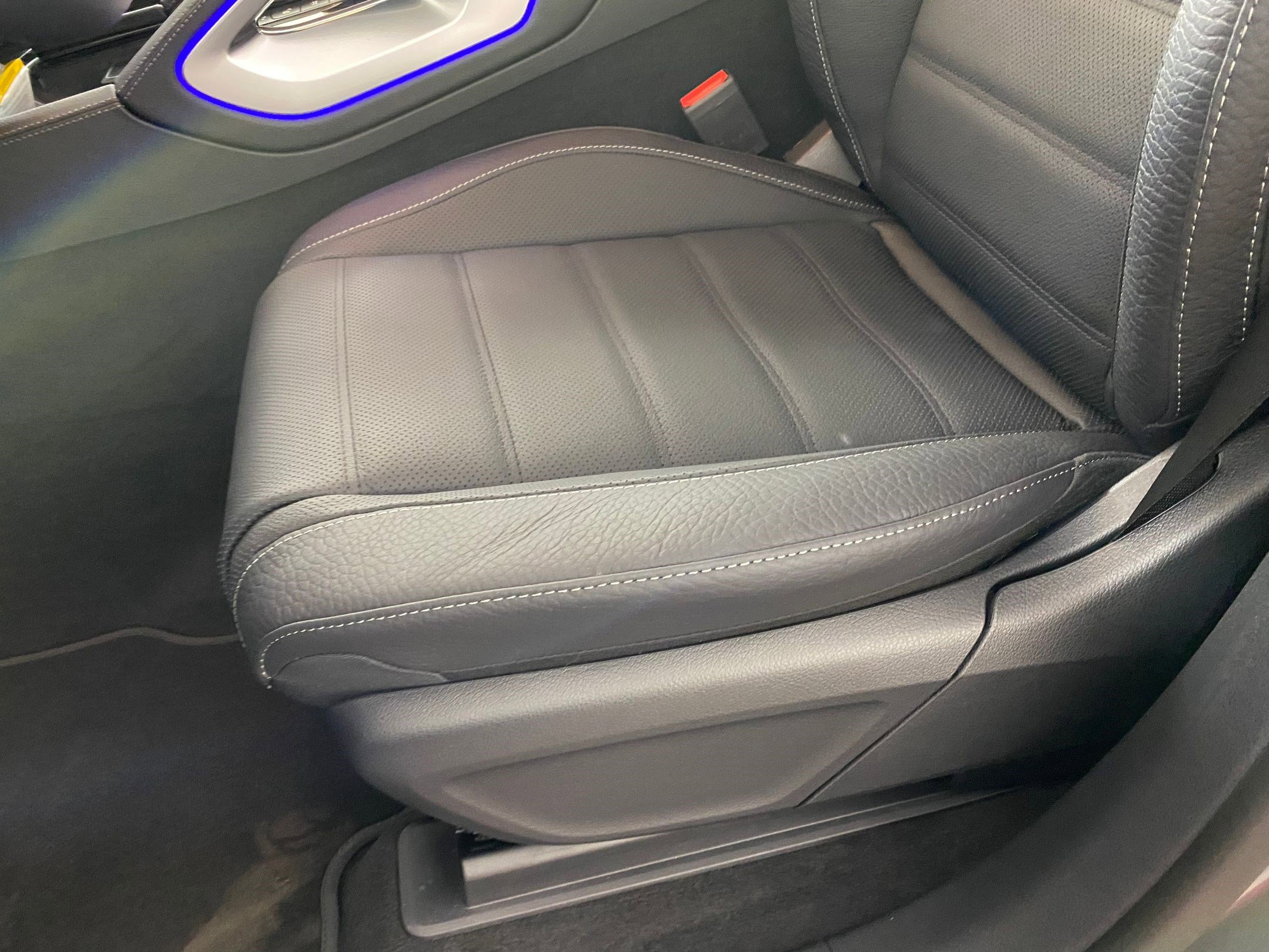 New 2025 Mercedes-Benz GLS 450 4MATIC image 12