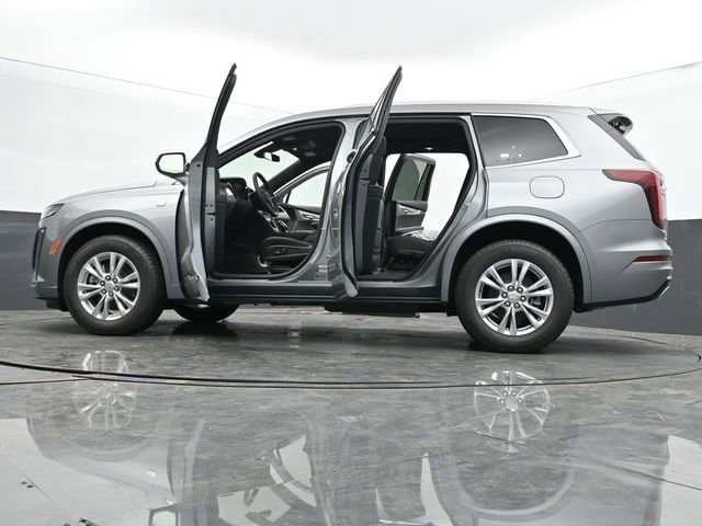 New 2025 Cadillac XT6 Luxury image 65