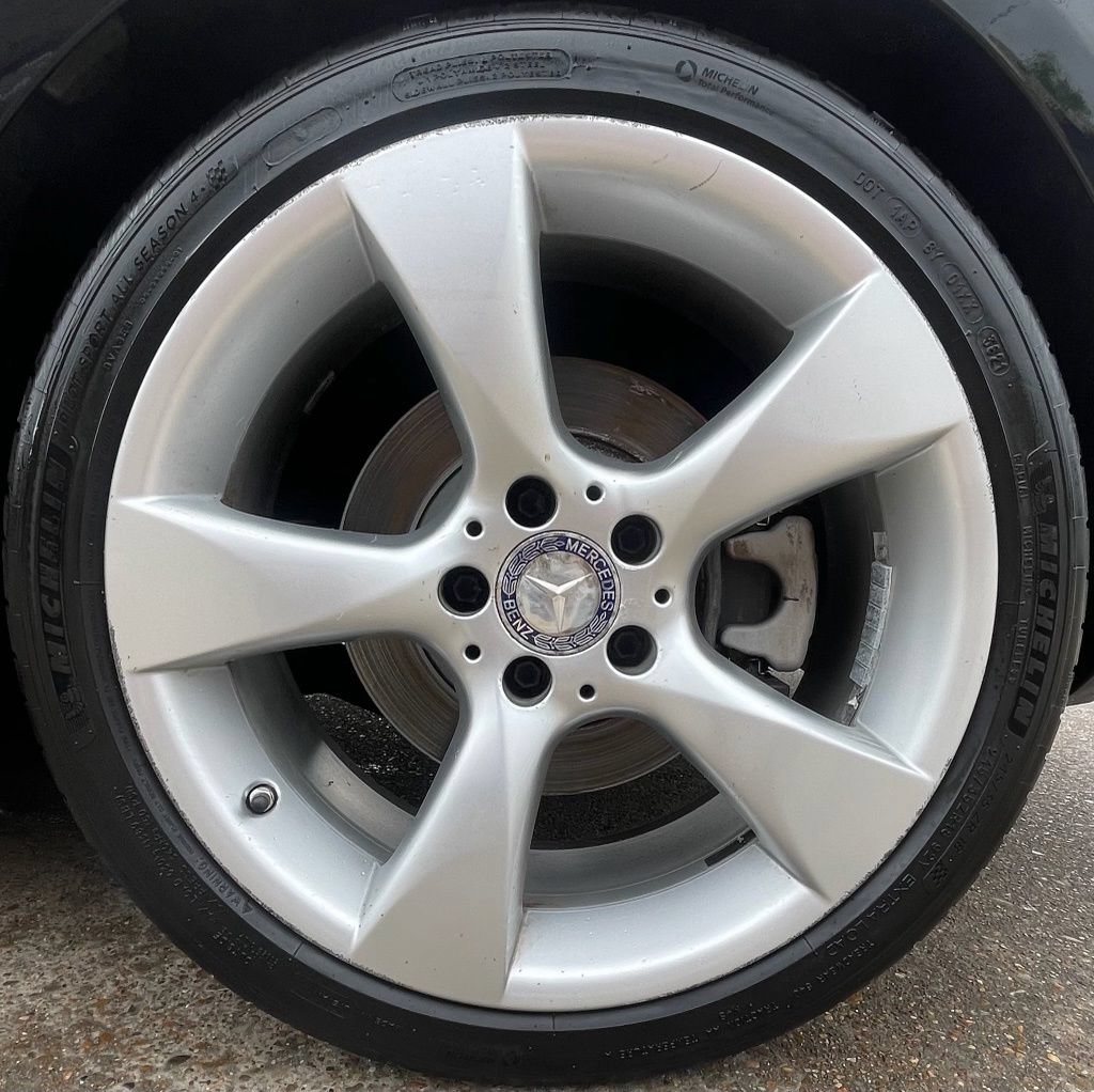 Used 2012 Mercedes-Benz SLK 350 image 12