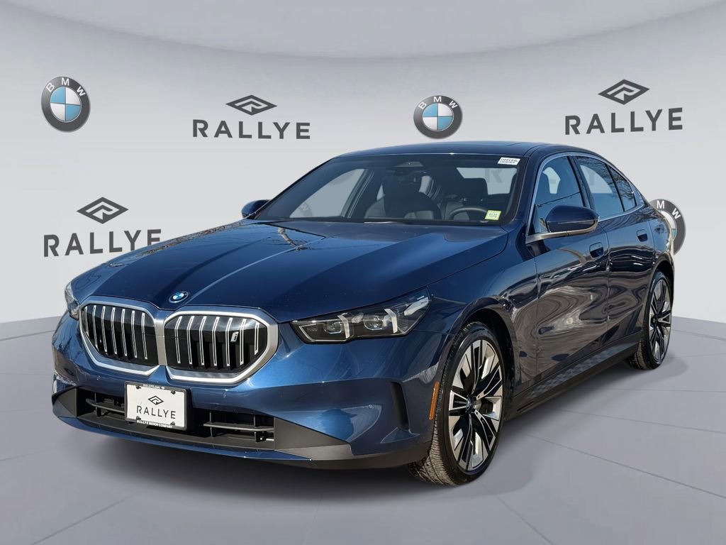 Certified 2024 BMW i5 eDrive40i w/ Convenience Package image 3