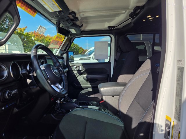 Used 2022 Jeep Wrangler Unlimited Rubicon 4xe AWD/4WD image 26