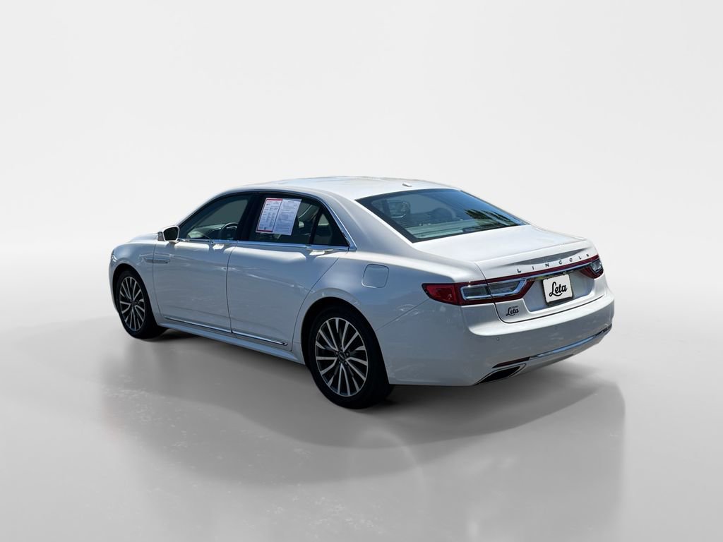 Used 2017 Lincoln Continental Select w/ Climate Package AWD/4WD image 6