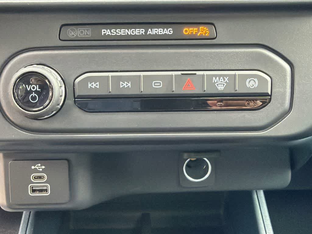 New 2026 Ford Maverick XL FWD image 28
