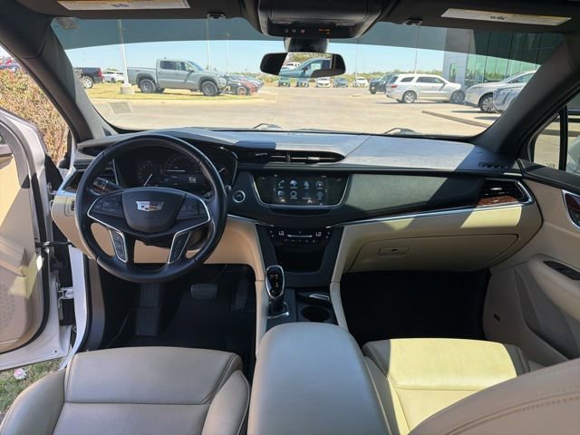 Used 2019 Cadillac XT5 Premium Luxury AWD/4WD image 19