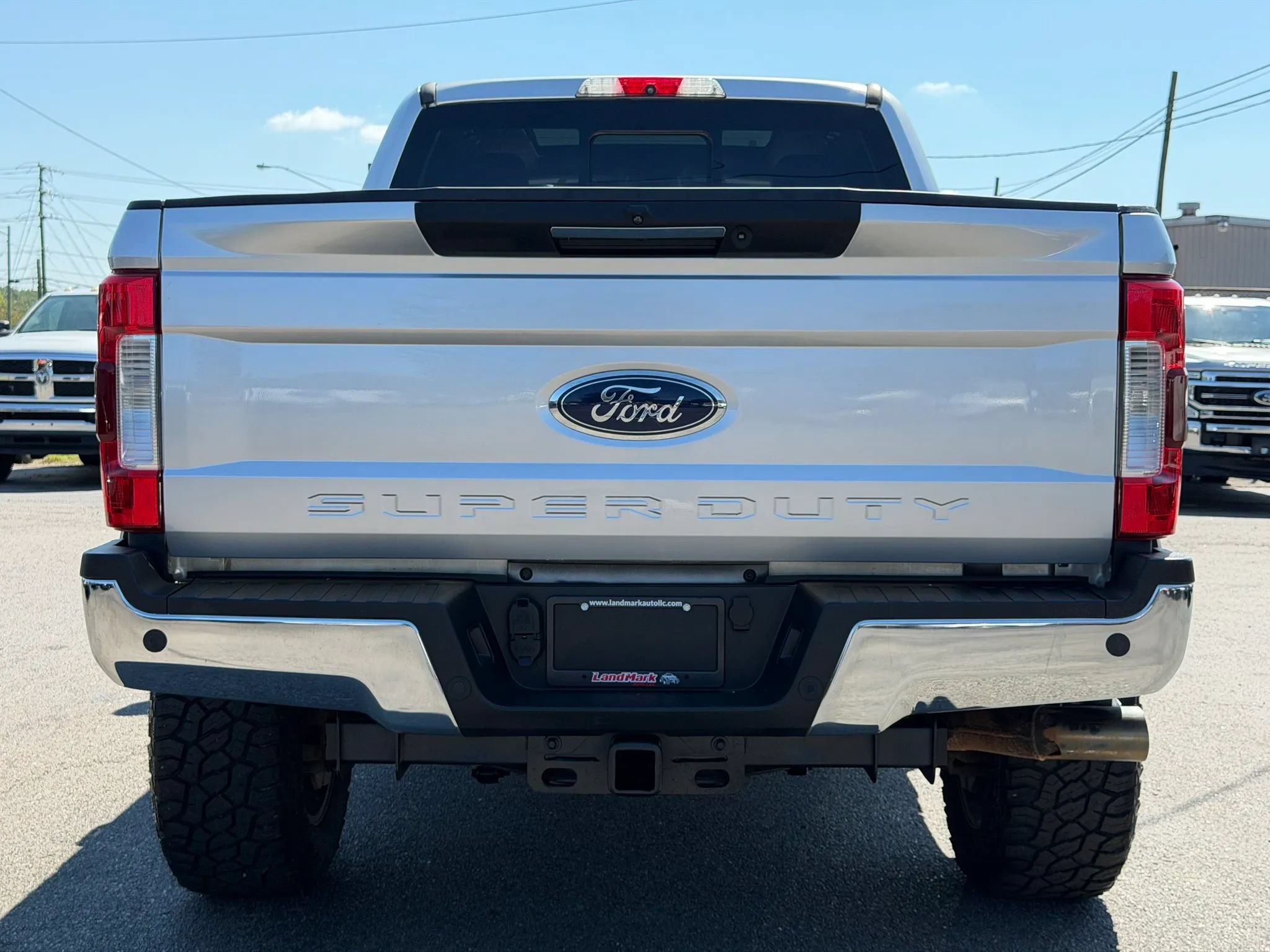 Used 2019 Ford F250 Lariat w/ Lariat Ultimate Package AWD/4WD image 6