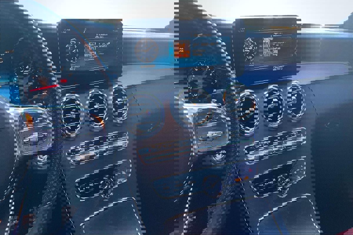 Used 2019 Mercedes-Benz C 300 Coupe image 6