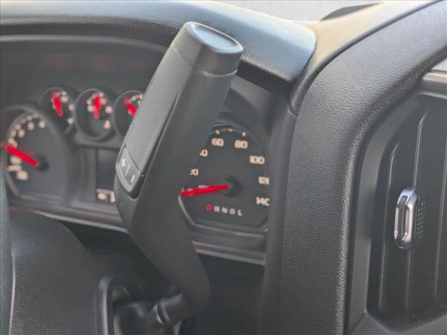 Certified 2025 Chevrolet Silverado 1500 Custom Trail Boss w/ LPO, Dark Essentials Package image 12