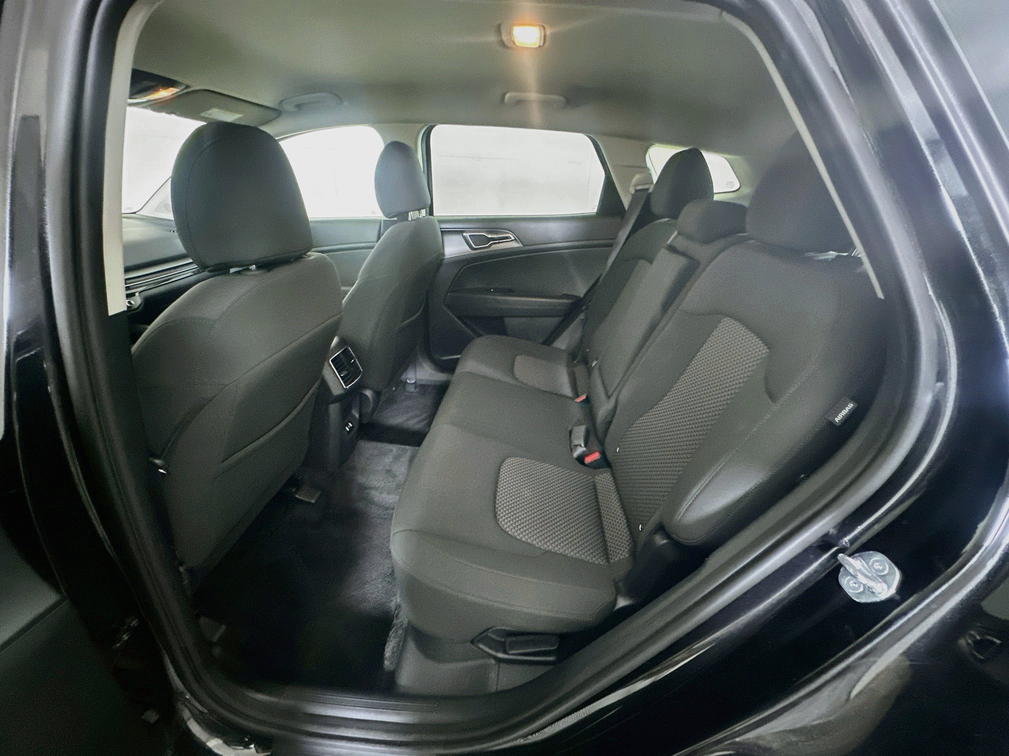 Used 2026 Kia Sportage LX FWD image 28