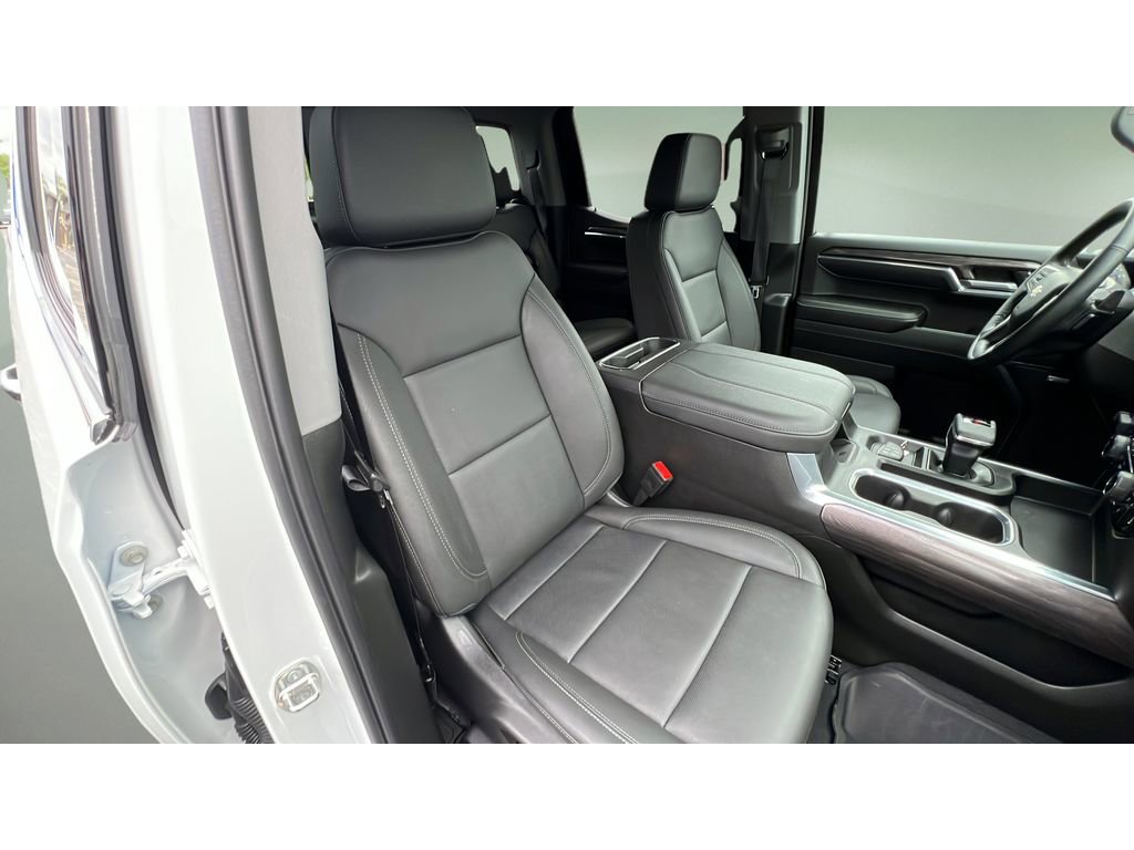 Certified 2024 Chevrolet Silverado 1500 LTZ AWD/4WD image 32