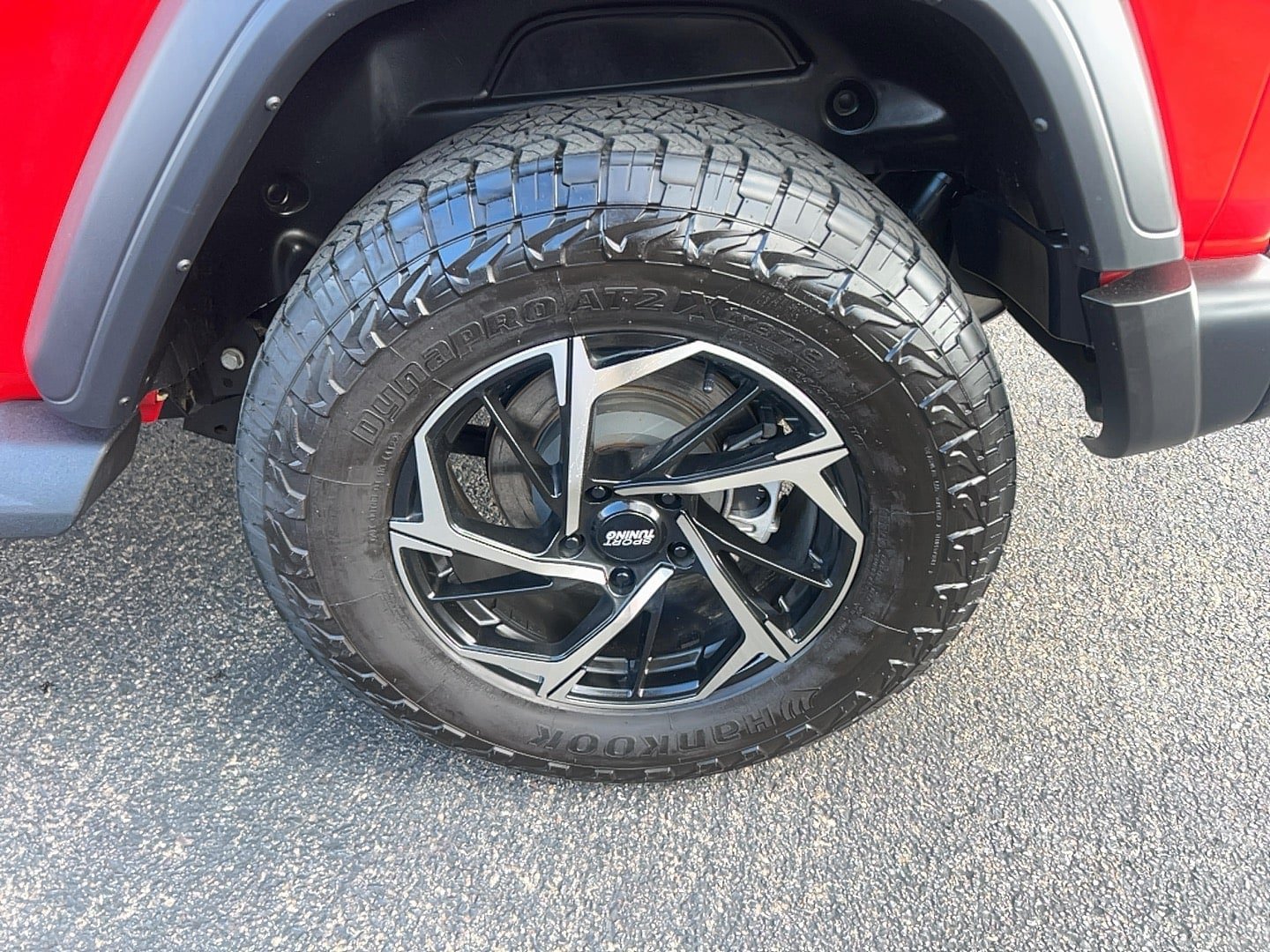 Used 2024 Jeep Wrangler Sport AWD/4WD image 9