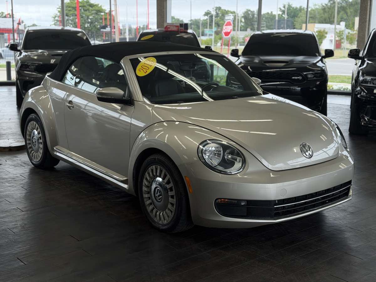 Used 2013 Volkswagen Beetle 2.5