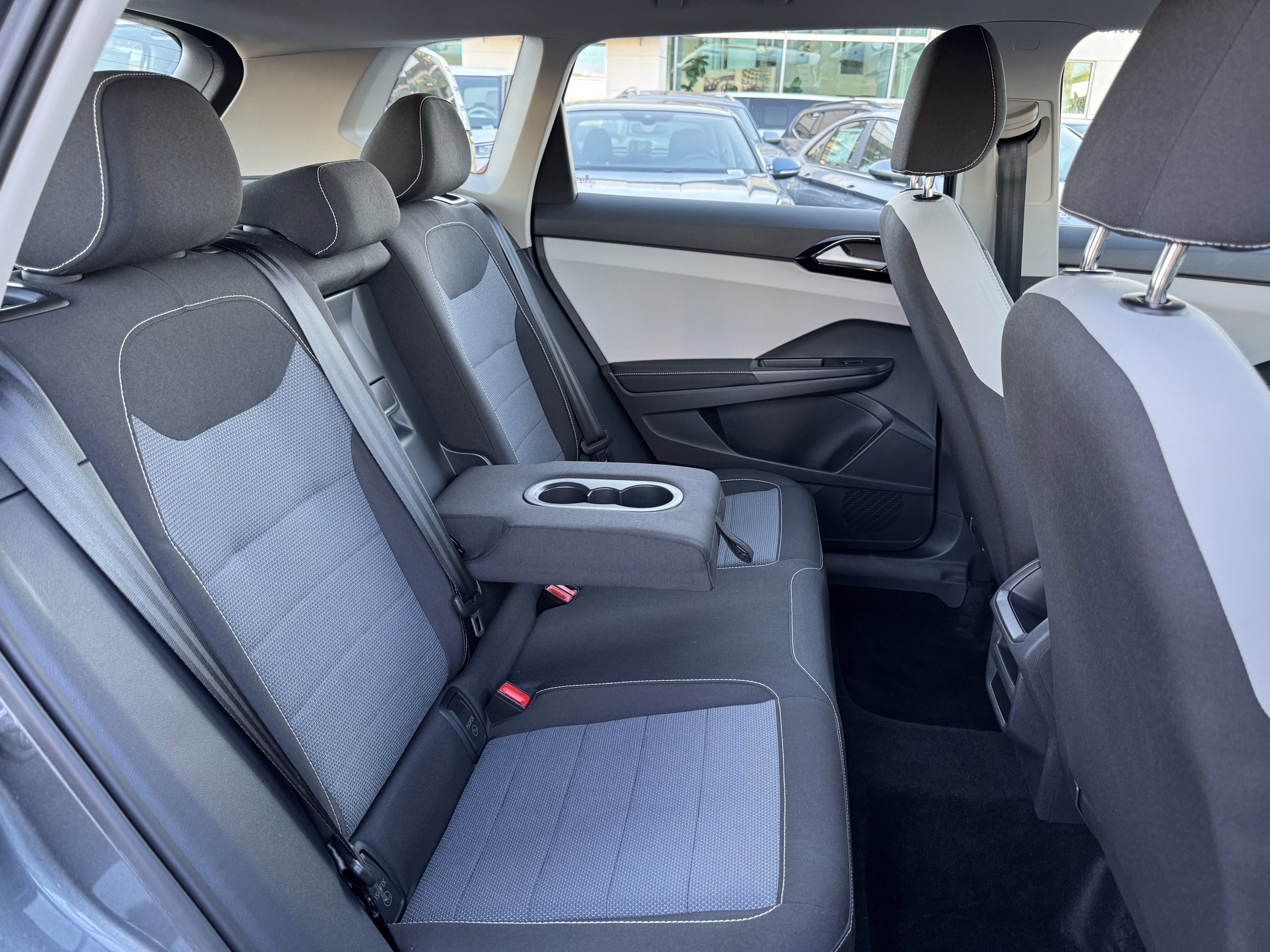 Used 2025 Volkswagen Taos S image 32