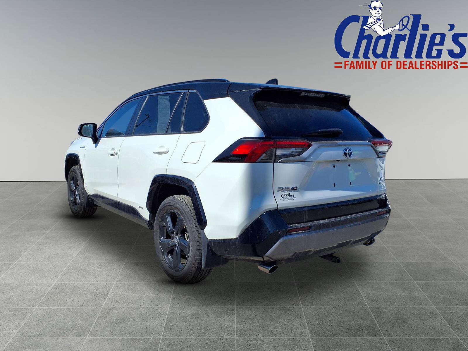 Used 2021 Toyota RAV4 XSE AWD/4WD image 5