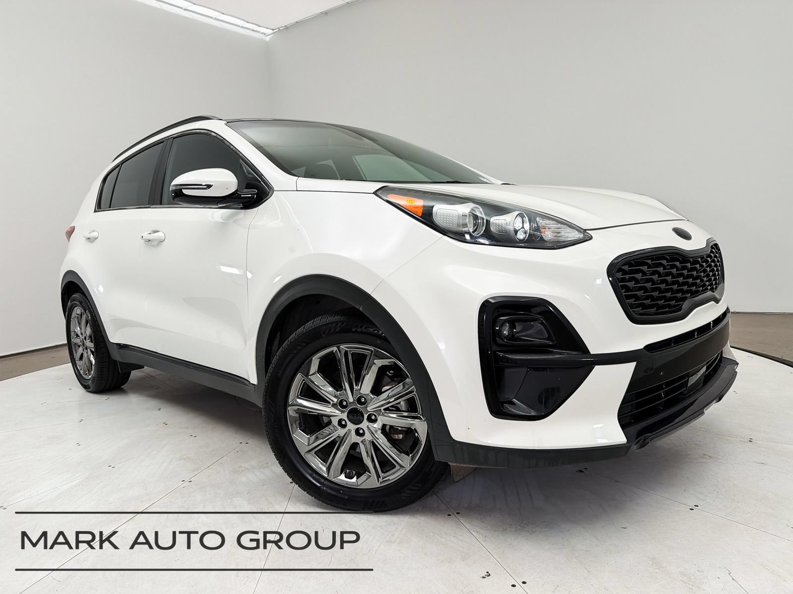 Certified 2022 Kia Sportage Nightfall Edition w/ Nightfall Fwd Premium Package