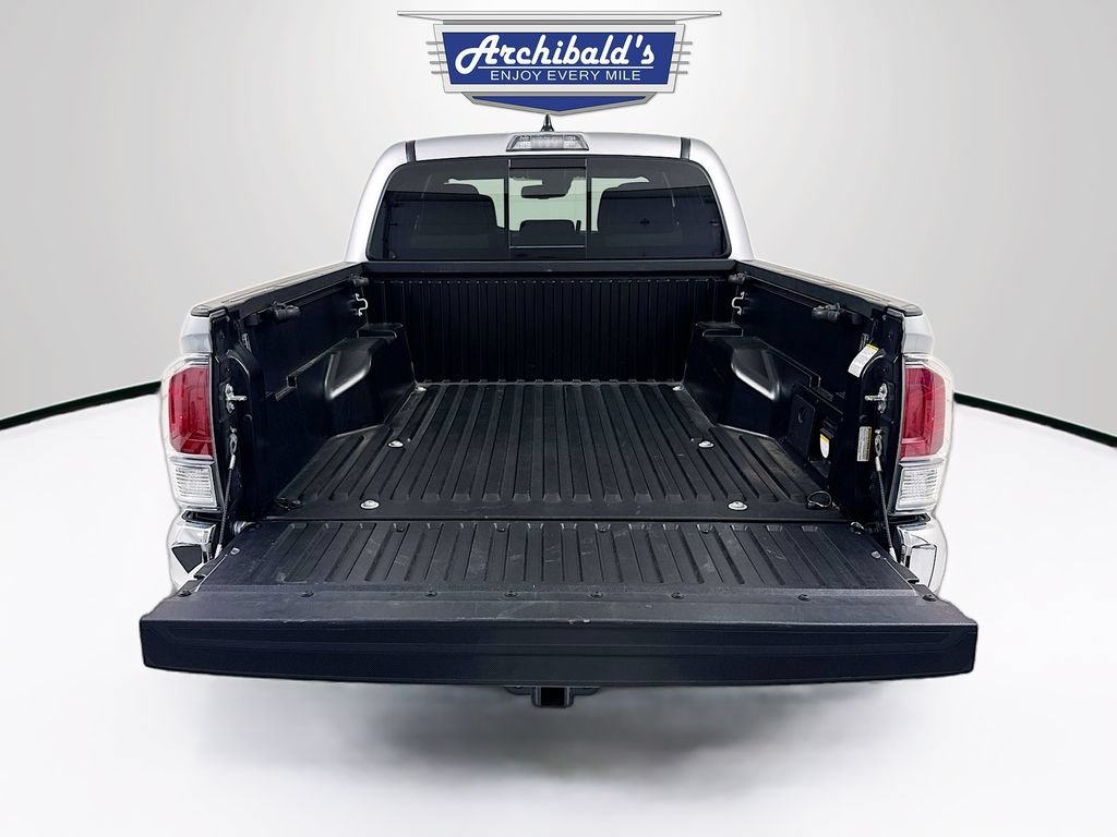 Used 2023 Toyota Tacoma TRD Off-Road AWD/4WD image 25