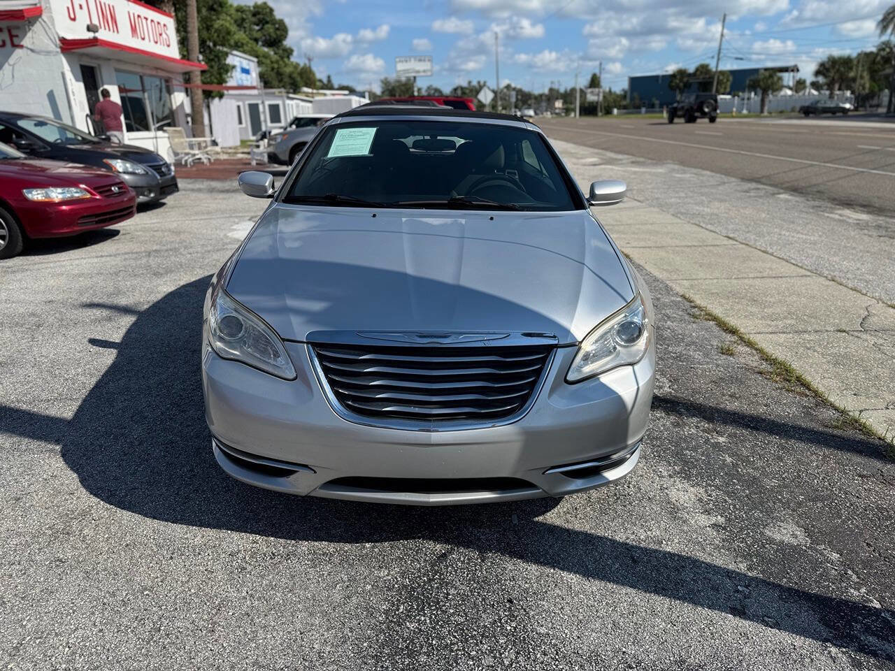 Used 2012 Chrysler 200 Touring image 3
