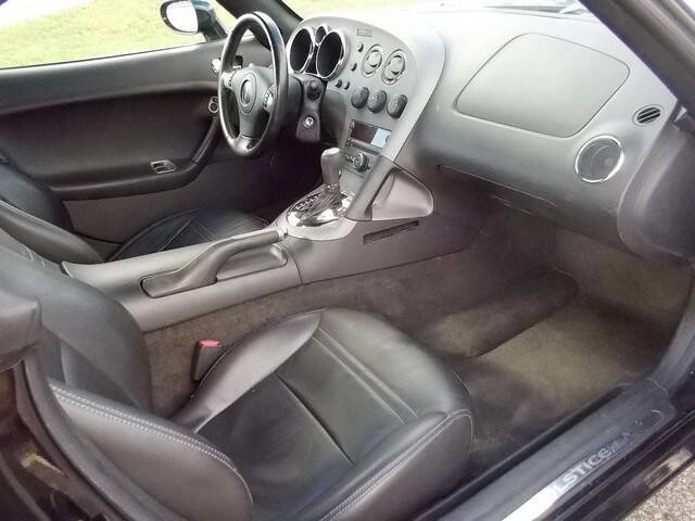 Used 2007 Pontiac Solstice GXP w/ Premium Package image 10