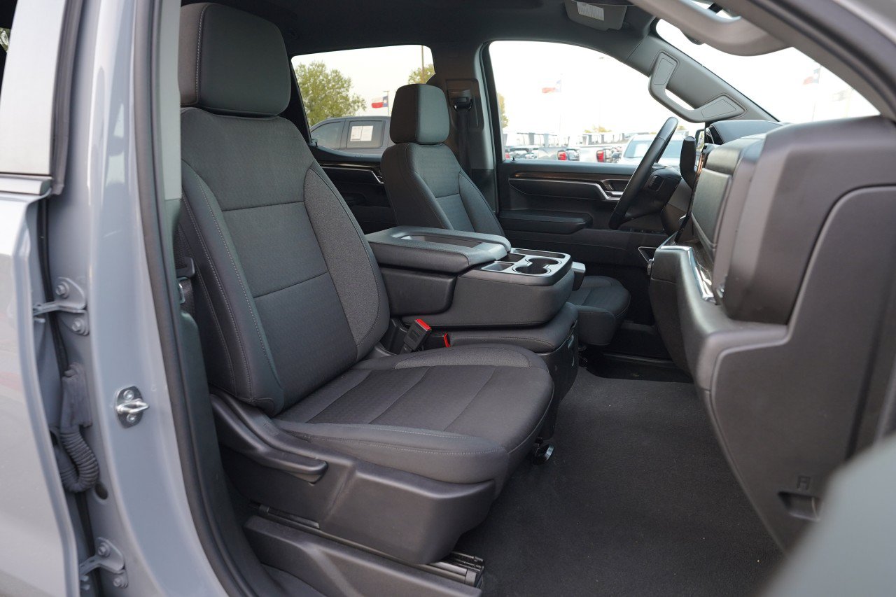 Certified 2024 Chevrolet Silverado 1500 LT AWD/4WD image 25