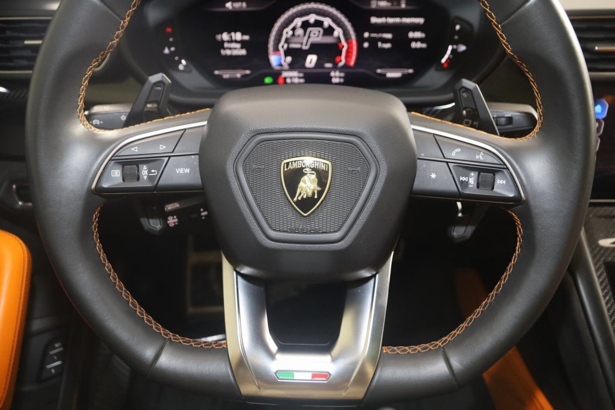 Used 2021 Lamborghini Urus AWD/4WD image 59