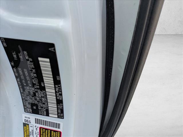 Certified 2023 Toyota Sienna Platinum image 28