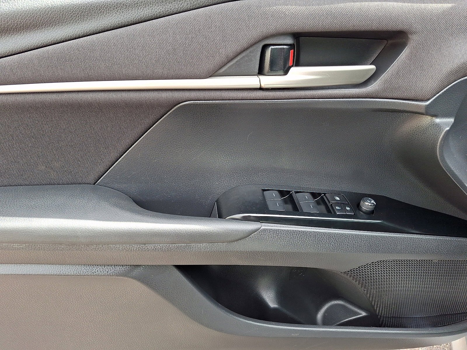 Certified 2025 Toyota Camry LE FWD image 12
