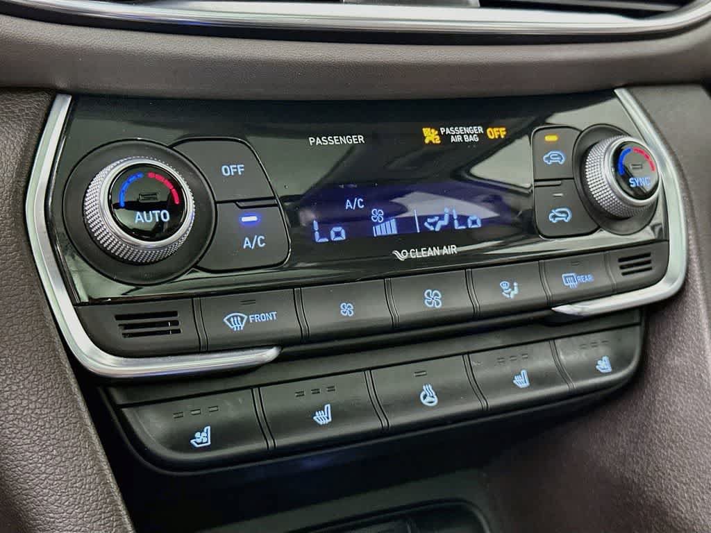 Used 2019 Hyundai Santa Fe FWD image 18