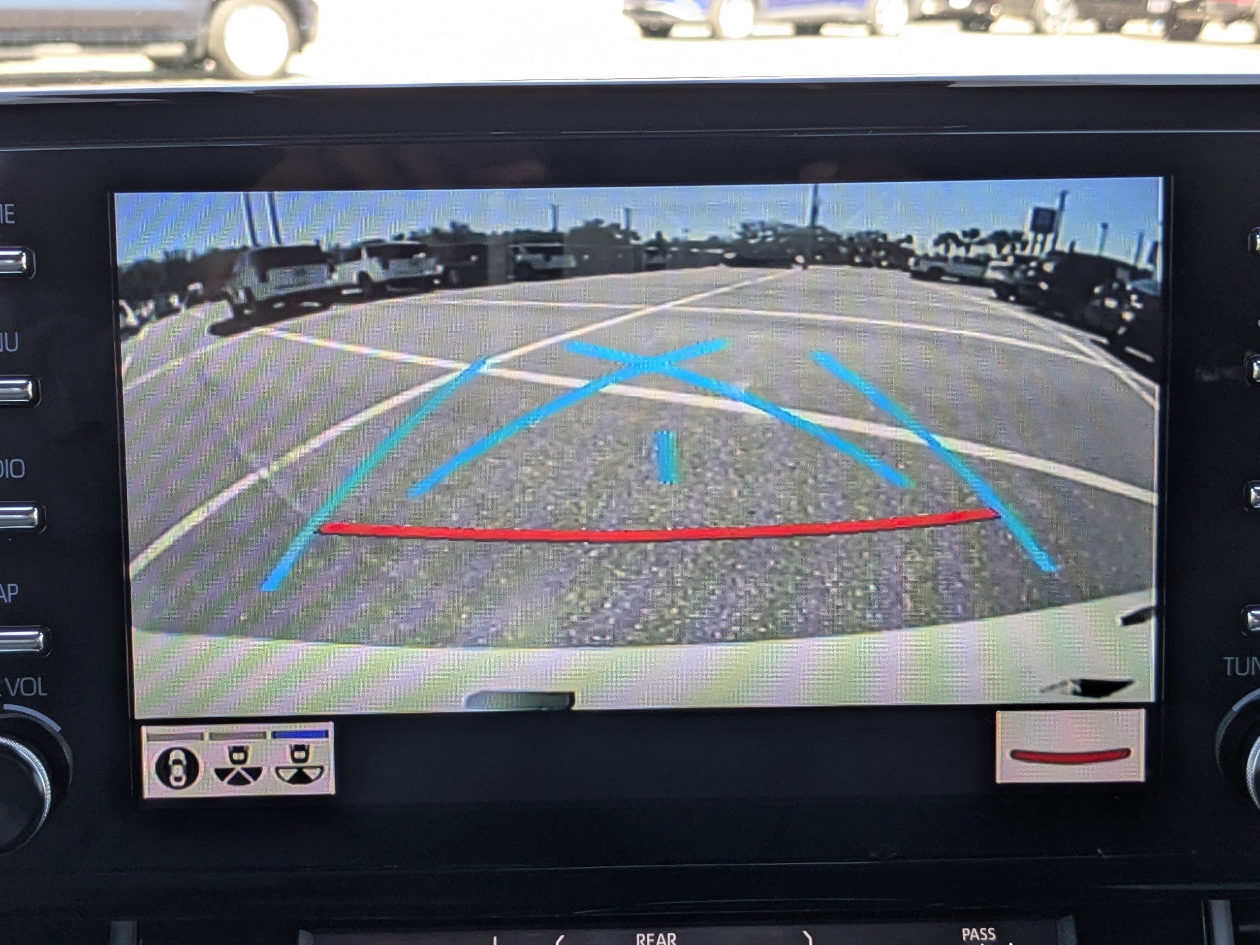 Used 2024 Toyota Sienna Platinum image 24