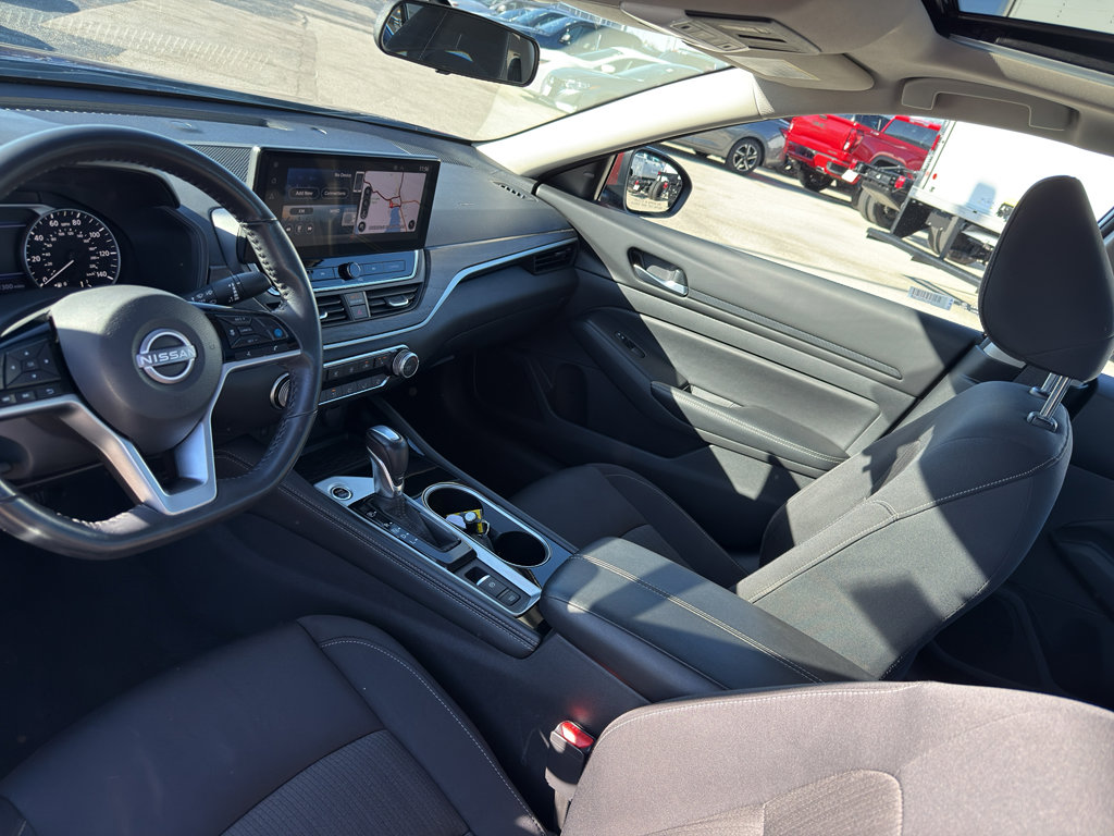 Certified 2024 Nissan Altima 2.5 SV w/ SV Premium Package image 25