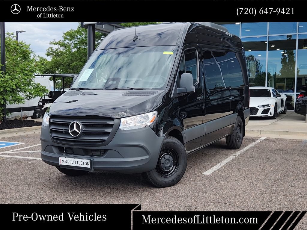 Used 2025 Mercedes-Benz Sprinter 2500 image 1