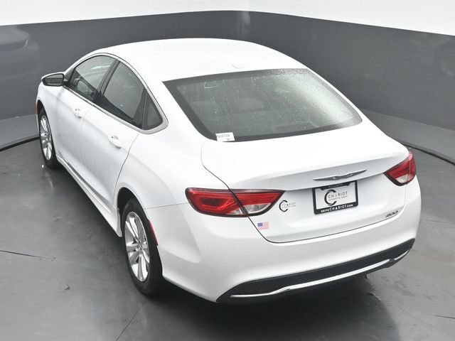 Used 2016 Chrysler 200 Limited w/ Convenience Group FWD image 39
